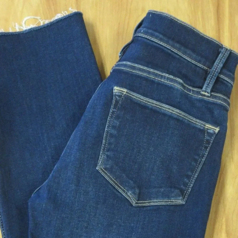 FRAME Le High Rise‎ Straight Leg Jeans Size 25 Sanctuary Dark Blue Denim Raw Hem